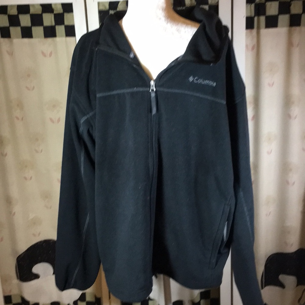 Columbia Hooded Black Fleece Jacket